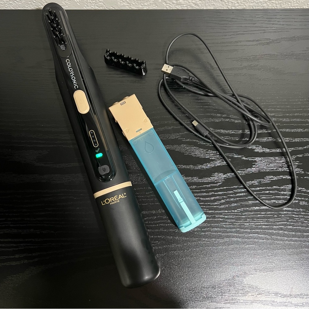 L'Oreal Paris Colorsonic Hair
Color Device